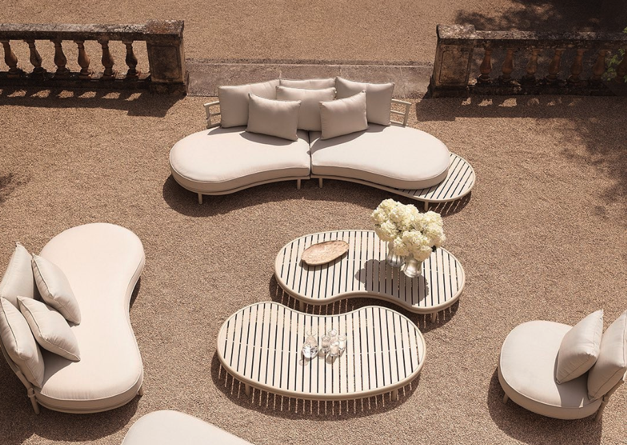 Neutrale kleuren en organische vormen voor je tuin