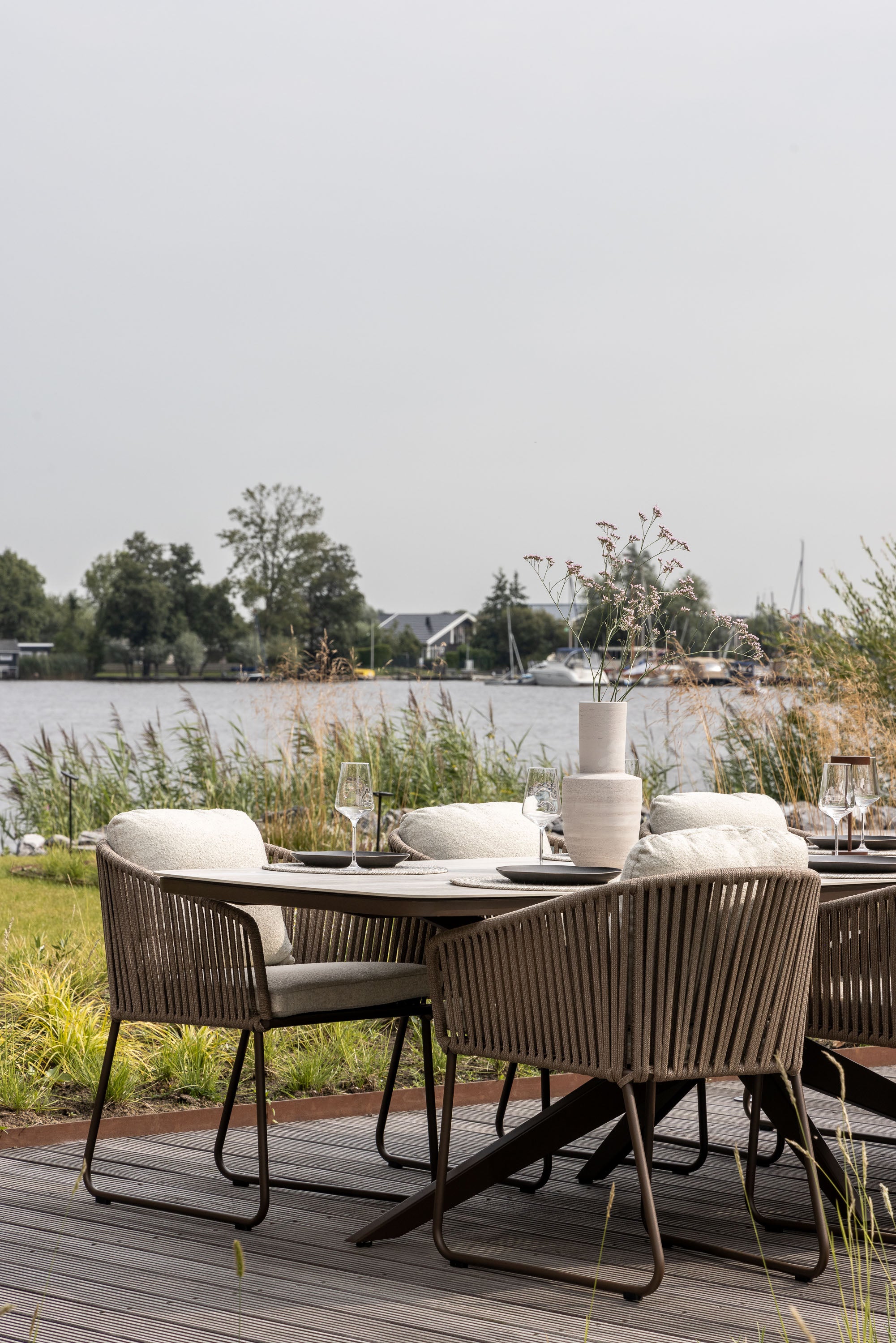 Eettafel Calma - Brons - Travertin - 270 x 110 cm