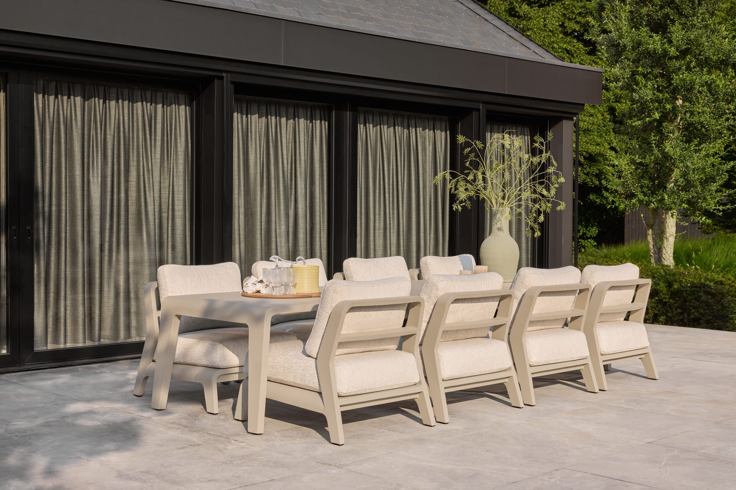 Tuintafel Basta - Low dining - 271x69 - Champagne