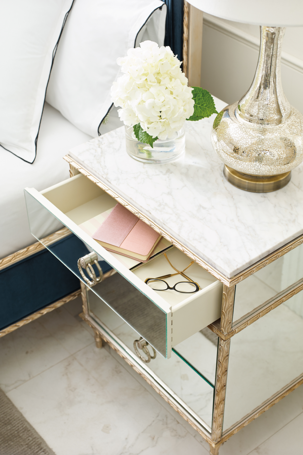 Nachtkastje Nightstand