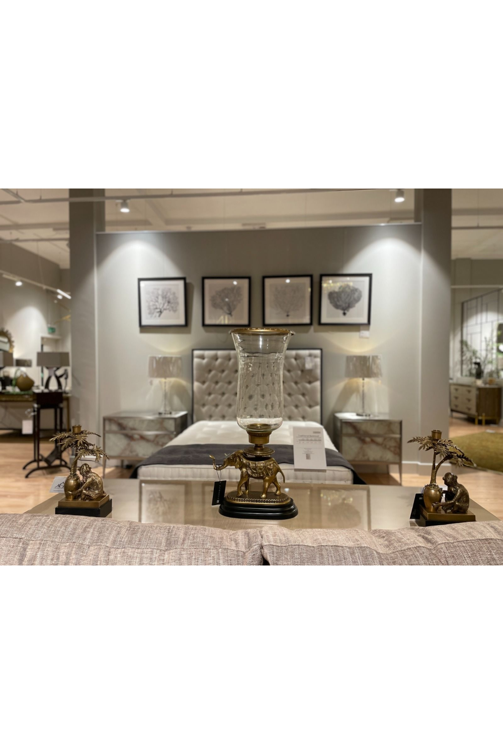 Nachtkastje A Real Gem