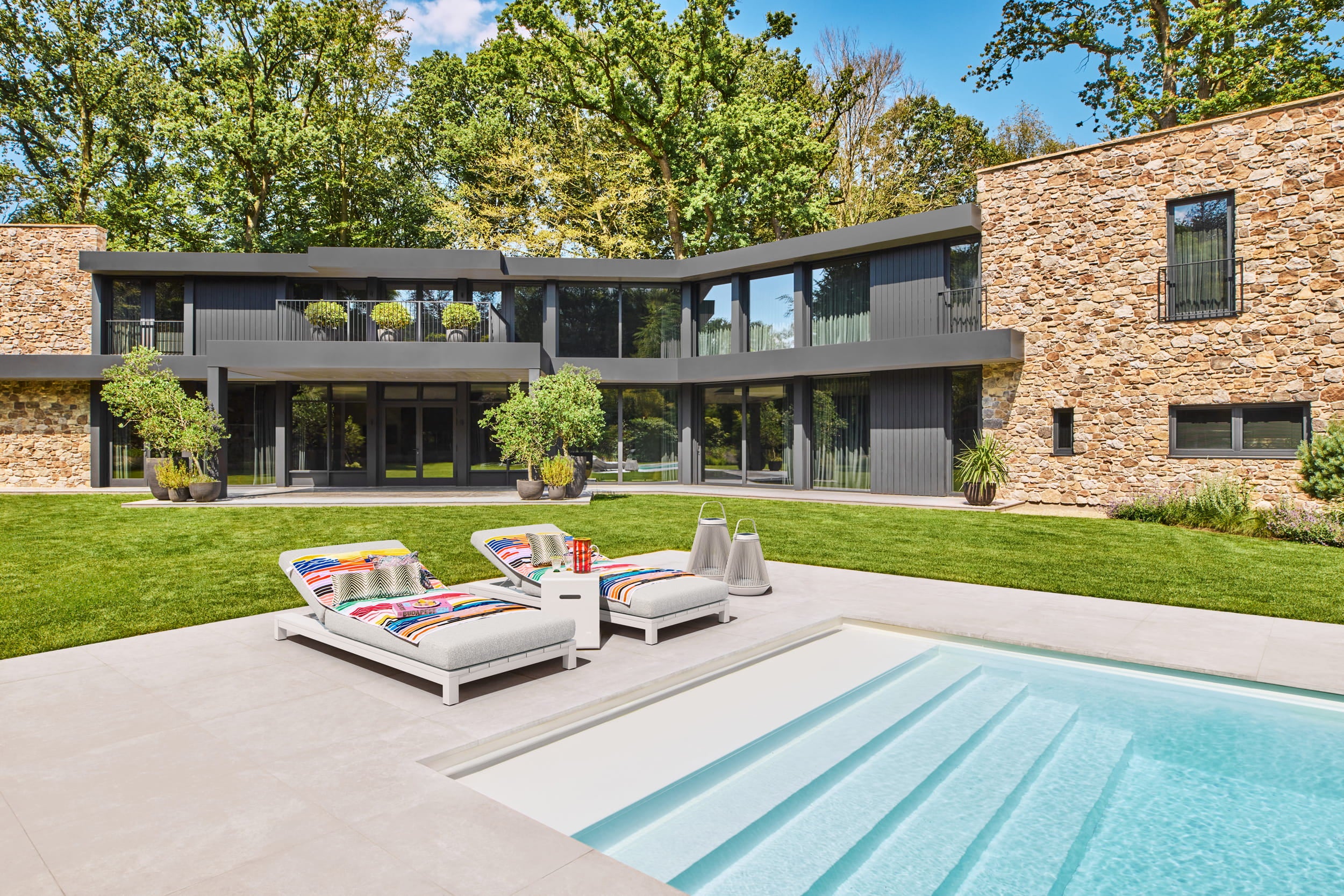 Ligbed Lucia - Camel sand - Natural gravel