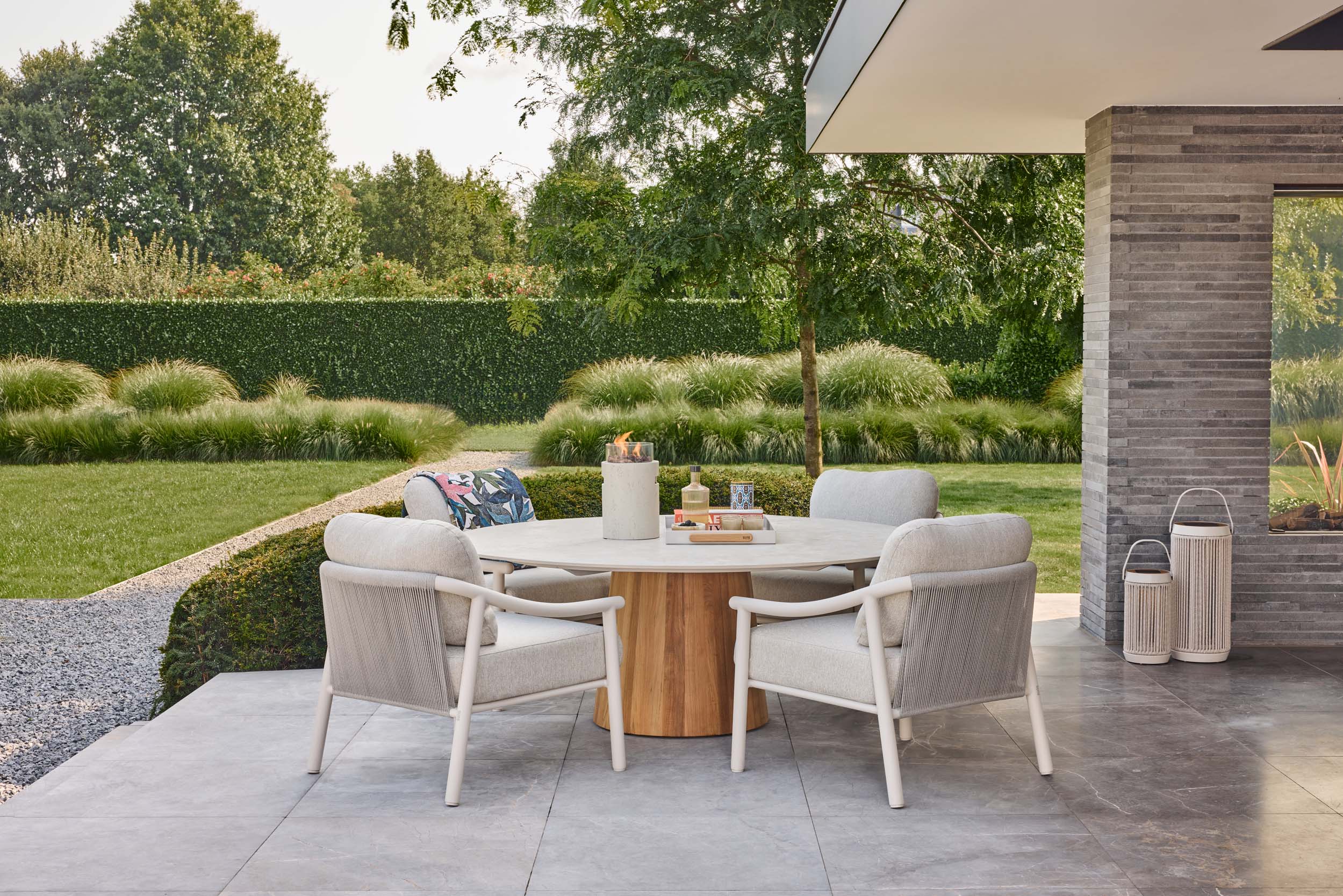 Tuinstoel Itza - Low dining - Natural gravel