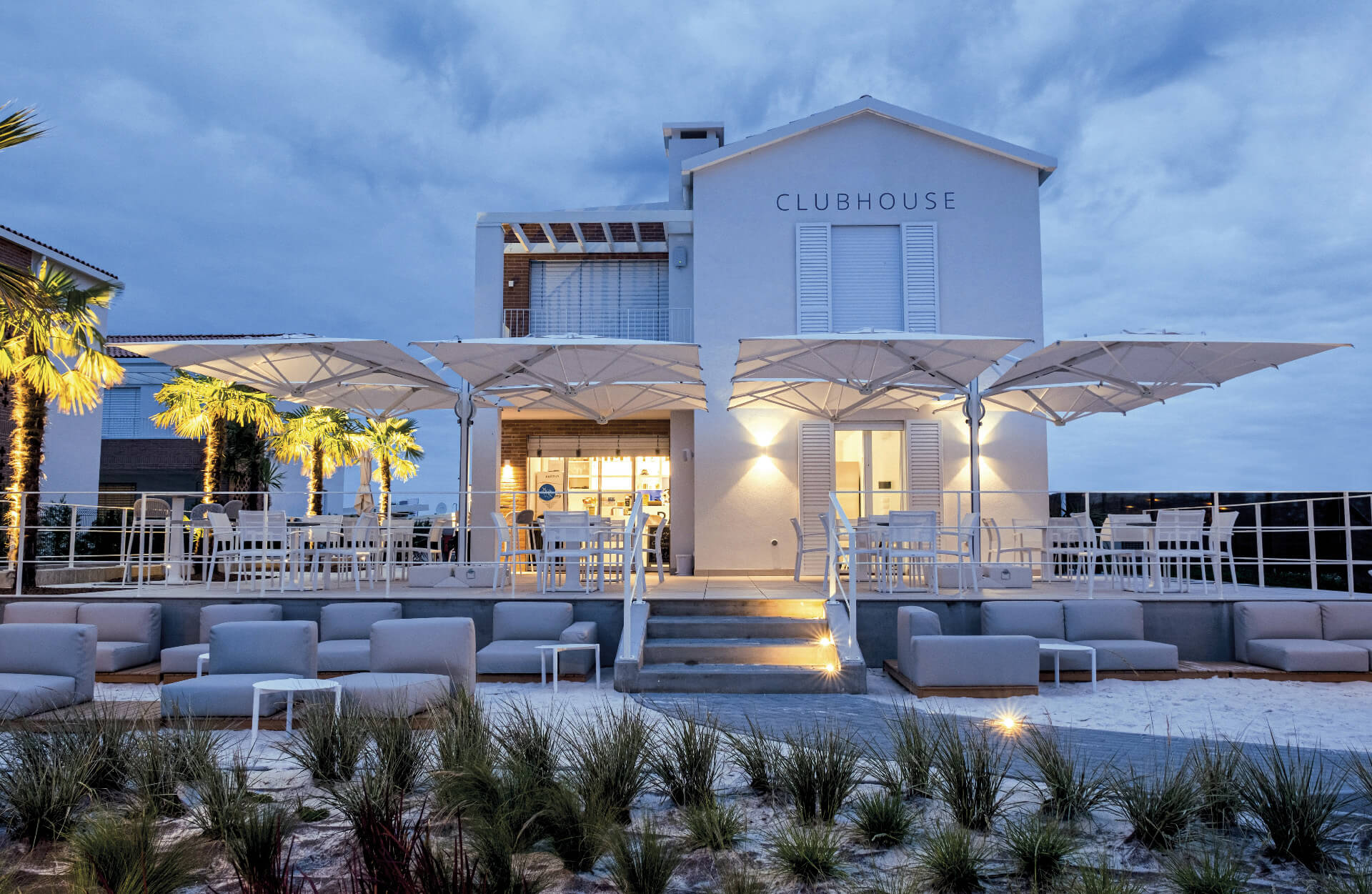 Parasol Quattro 600x600 - Starwhite