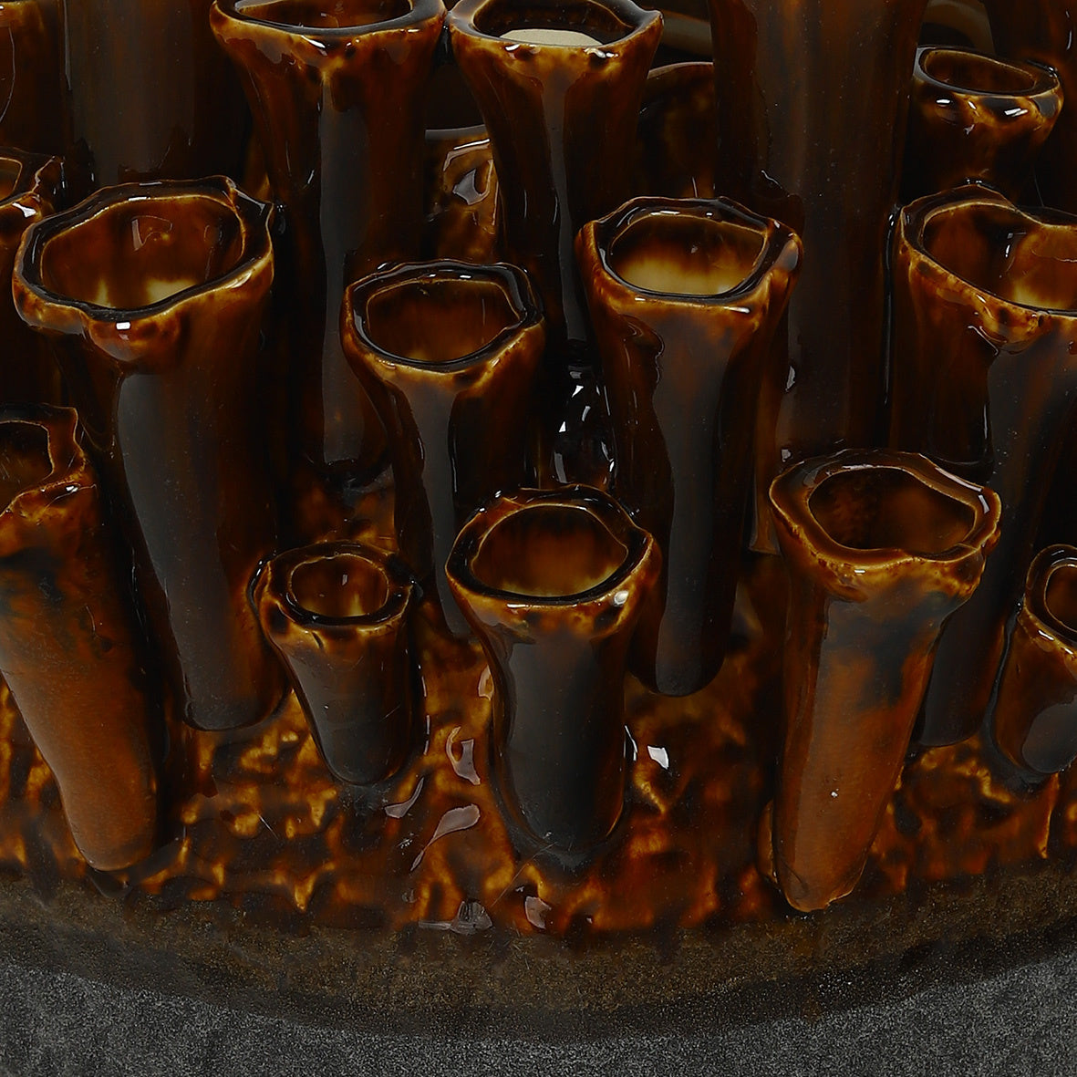 Vaas Santo - Bruin - D28.5 H28