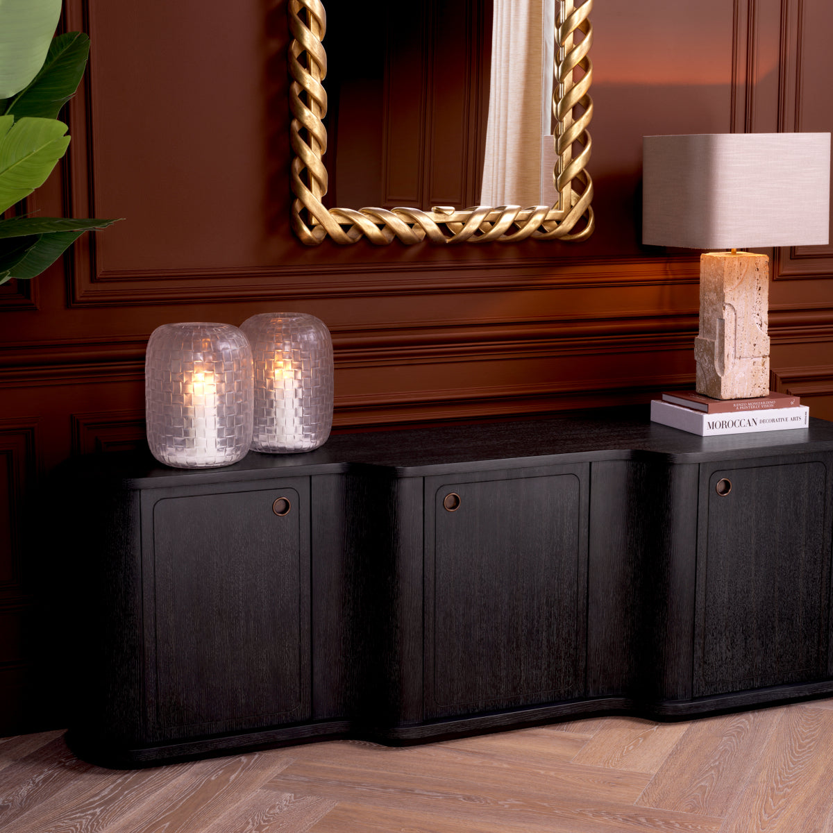 Dresser Caprioli