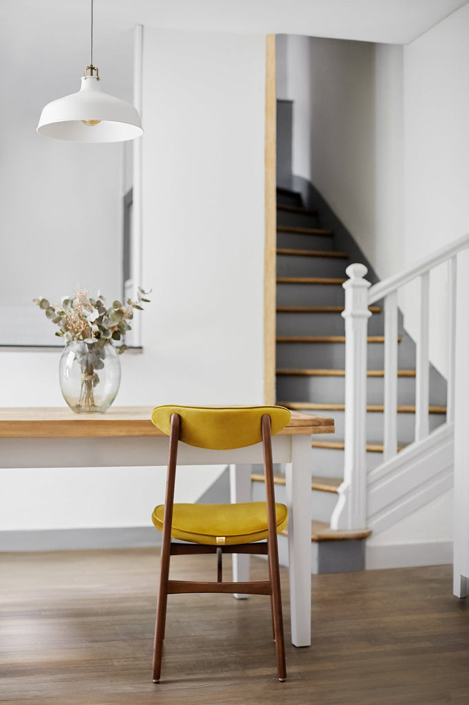 Eetkamerstoel 200-190 Bouclé Crème Natuurlijk Hout