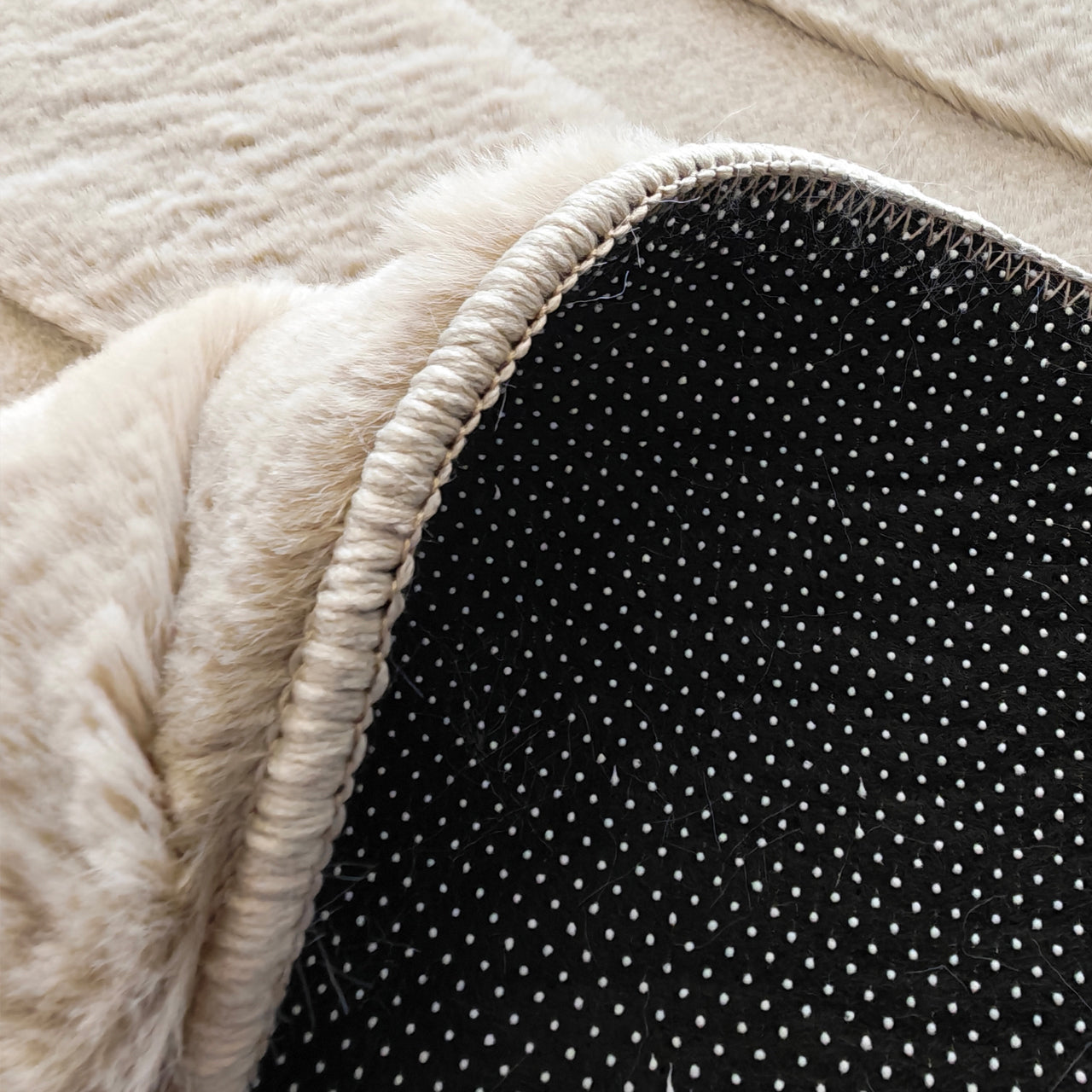 Vloerkleed Sverre - 230x350 - Beige