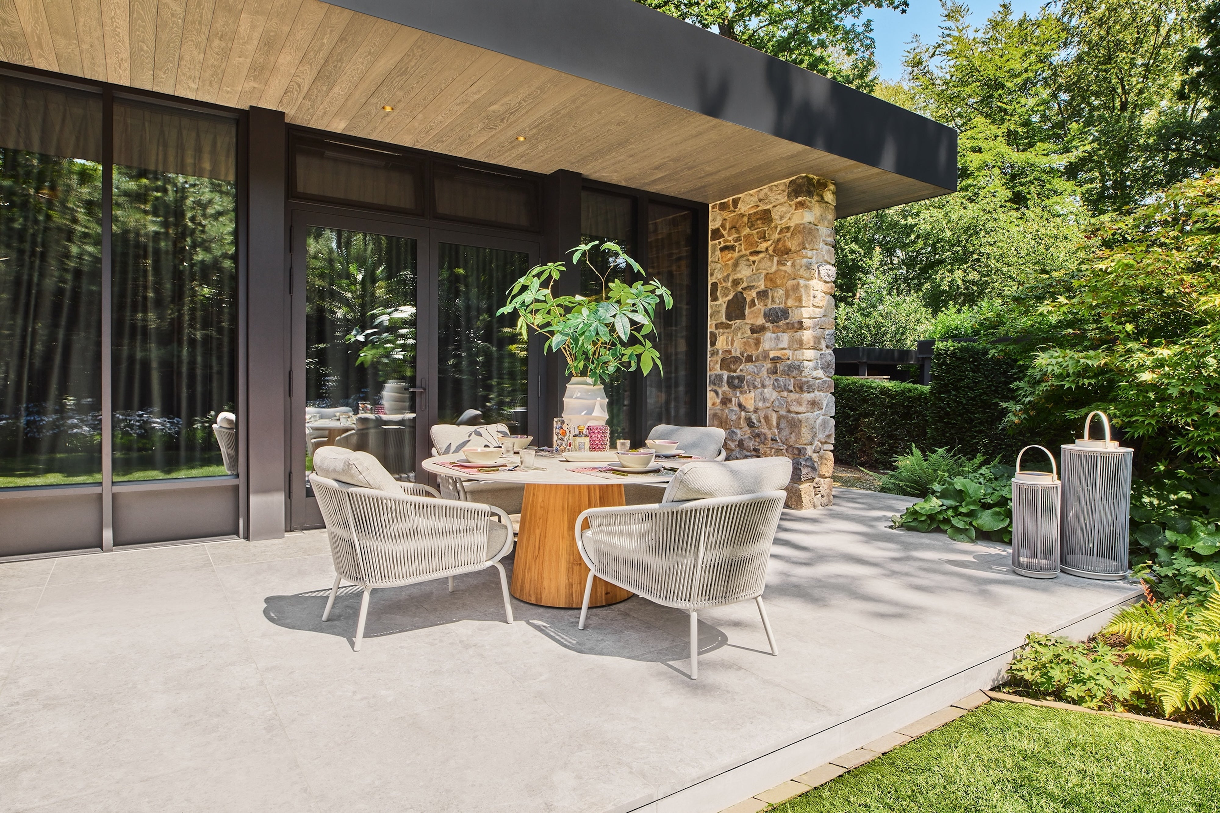 Lage tuintafel Sorolo - Ø160 - Neolith Terrazzo taupe