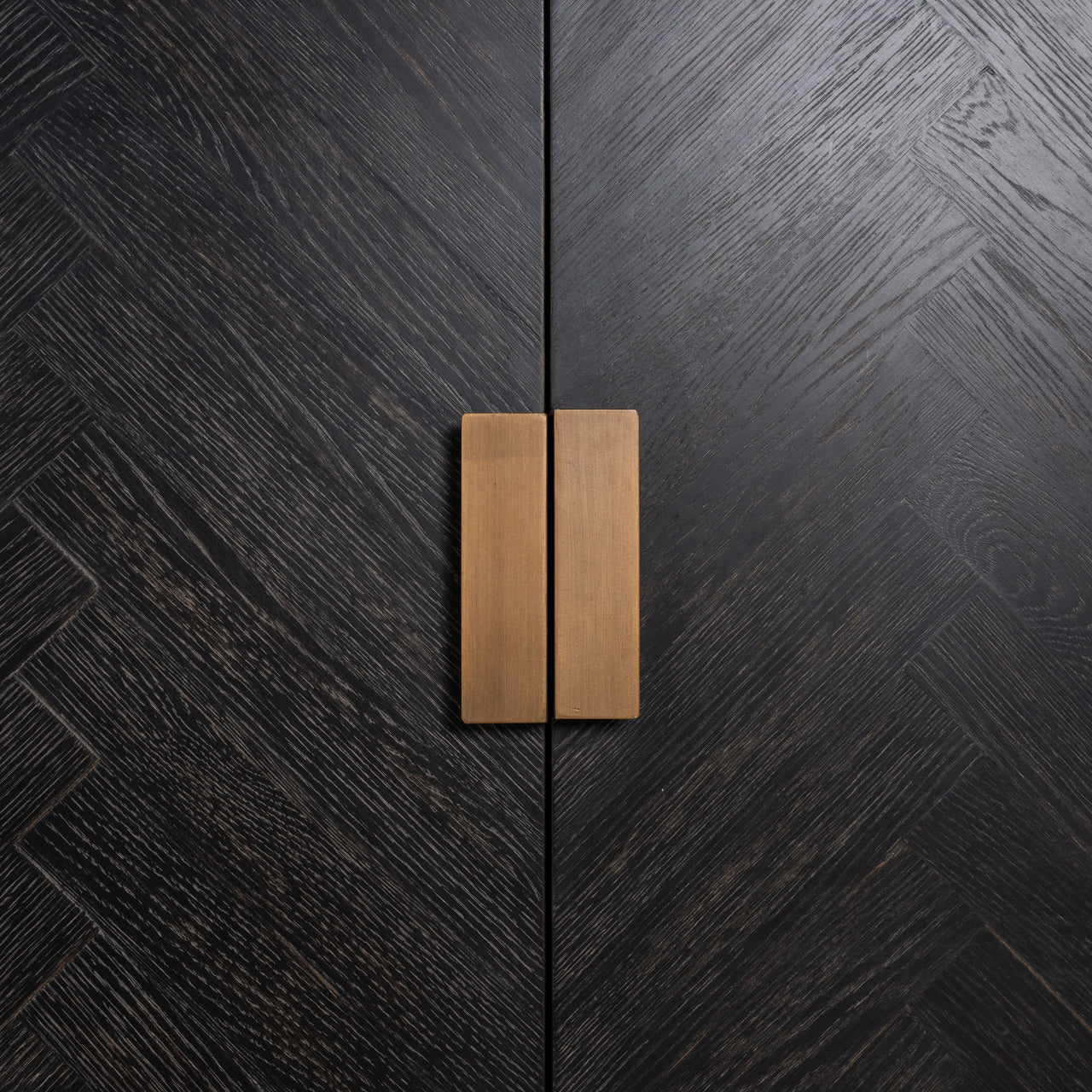 Dressoir Blackbone - Brass black rustic
