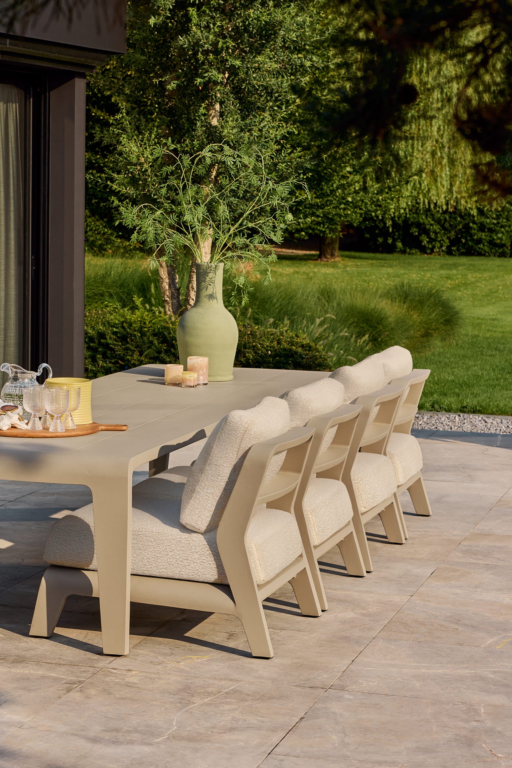 Tuinstoel Basta - Low dining - Champagne