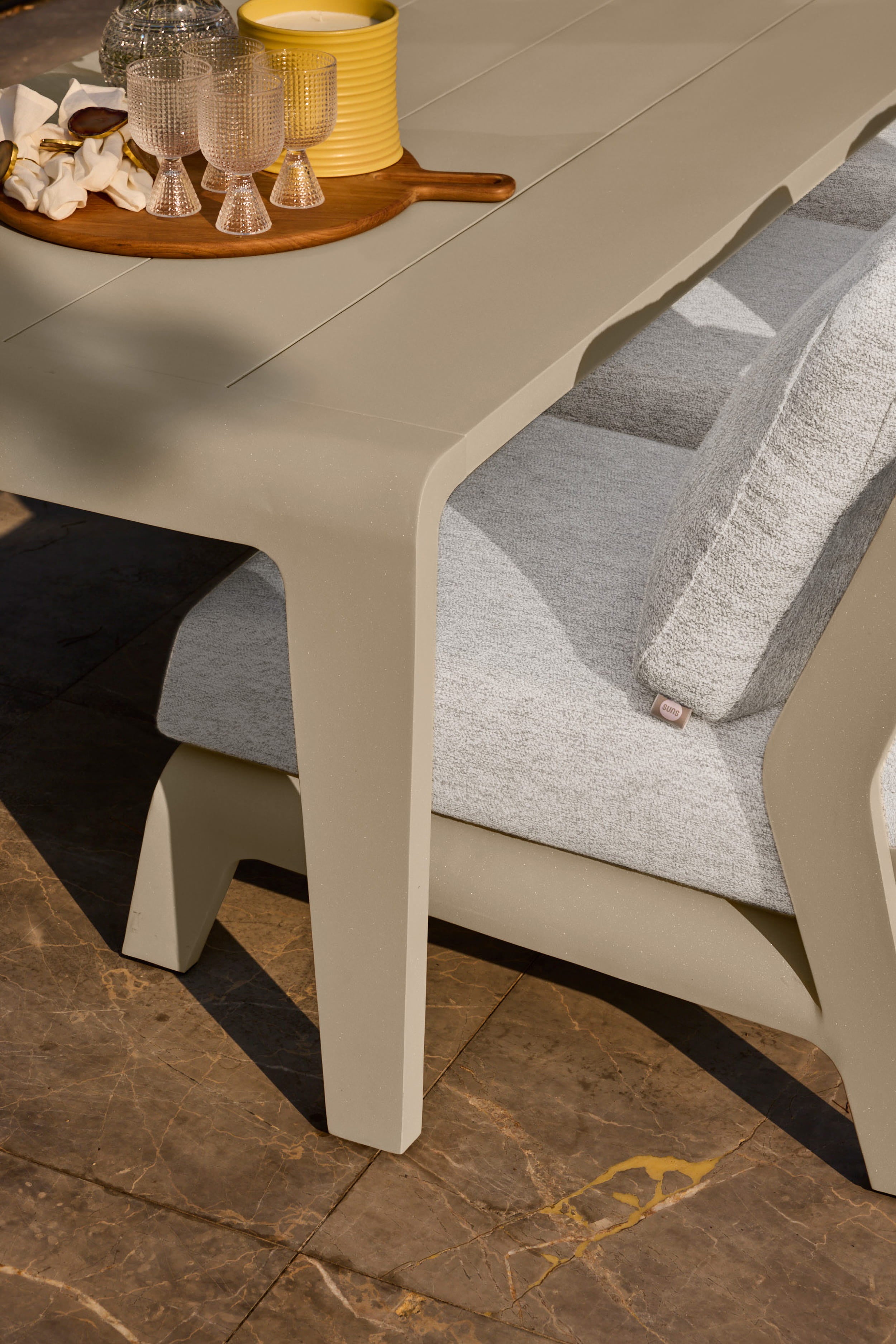Tuinstoel Basta - Low dining - Champagne