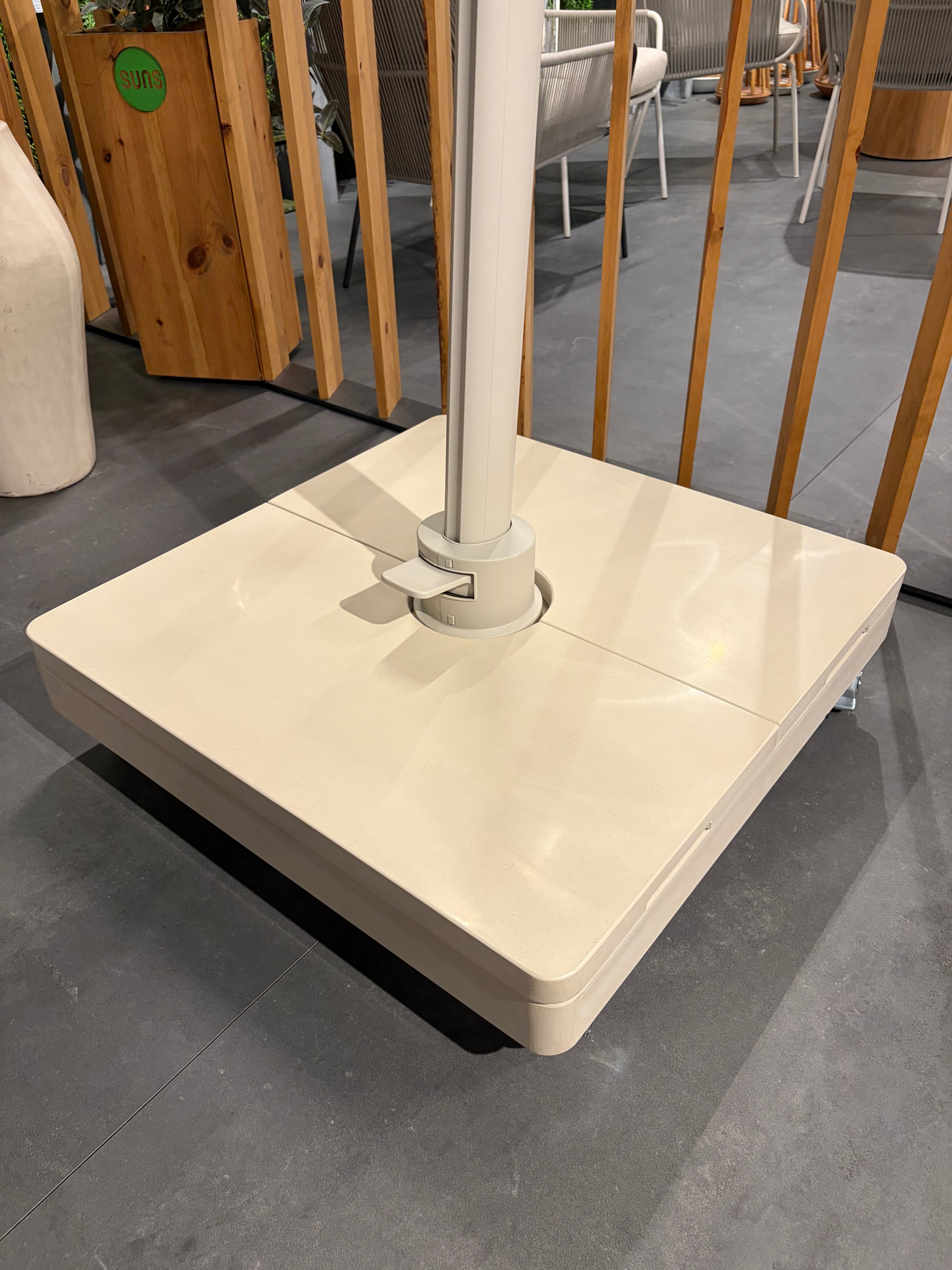 Parasolvoet Sahara sand op wielen - 80x80 - 120 kg