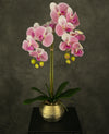 Kunst Orchidee 56 cm donker roze in gouden pot