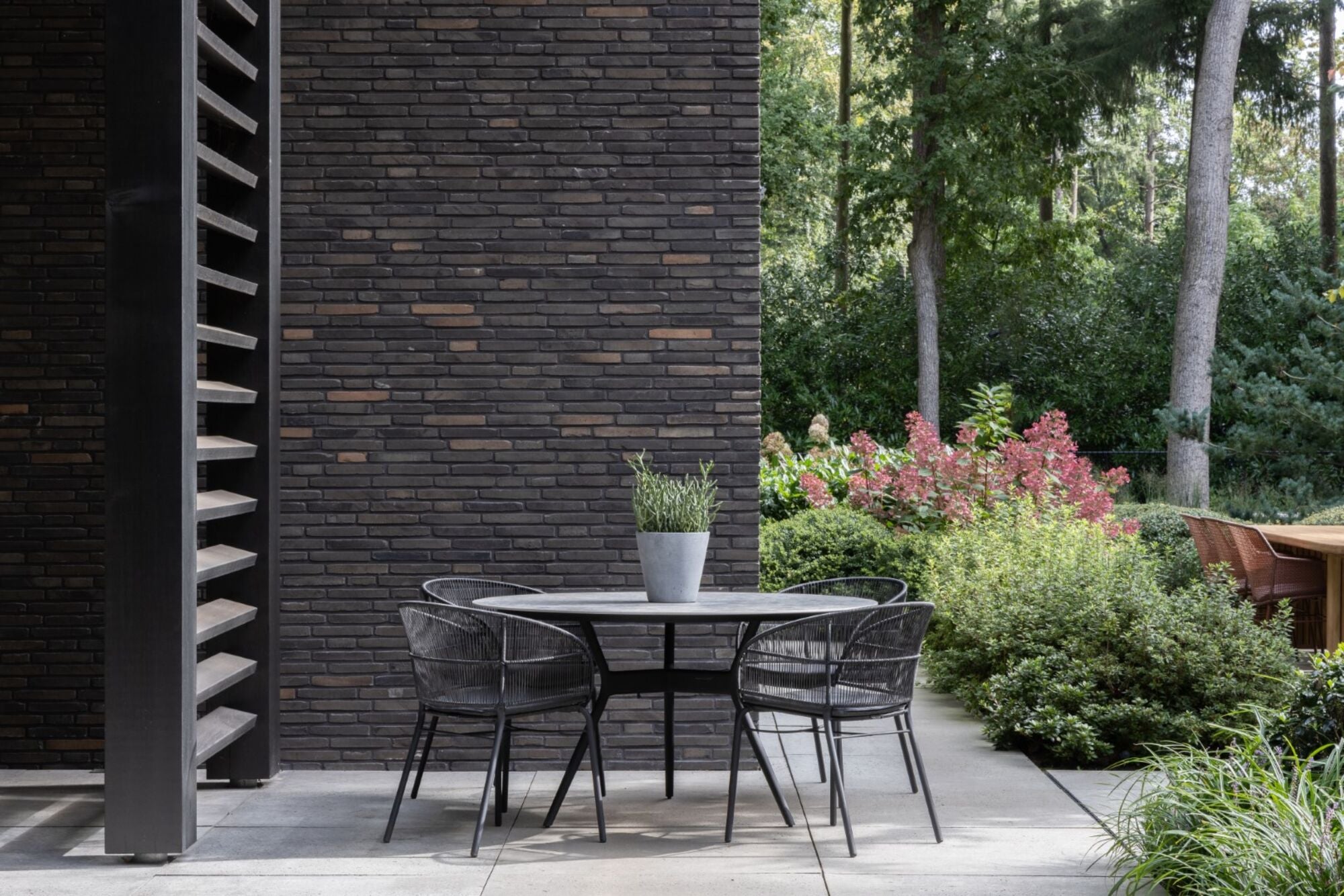 Tuintafel Julia - Ø140 cm - Lava - Ceppo