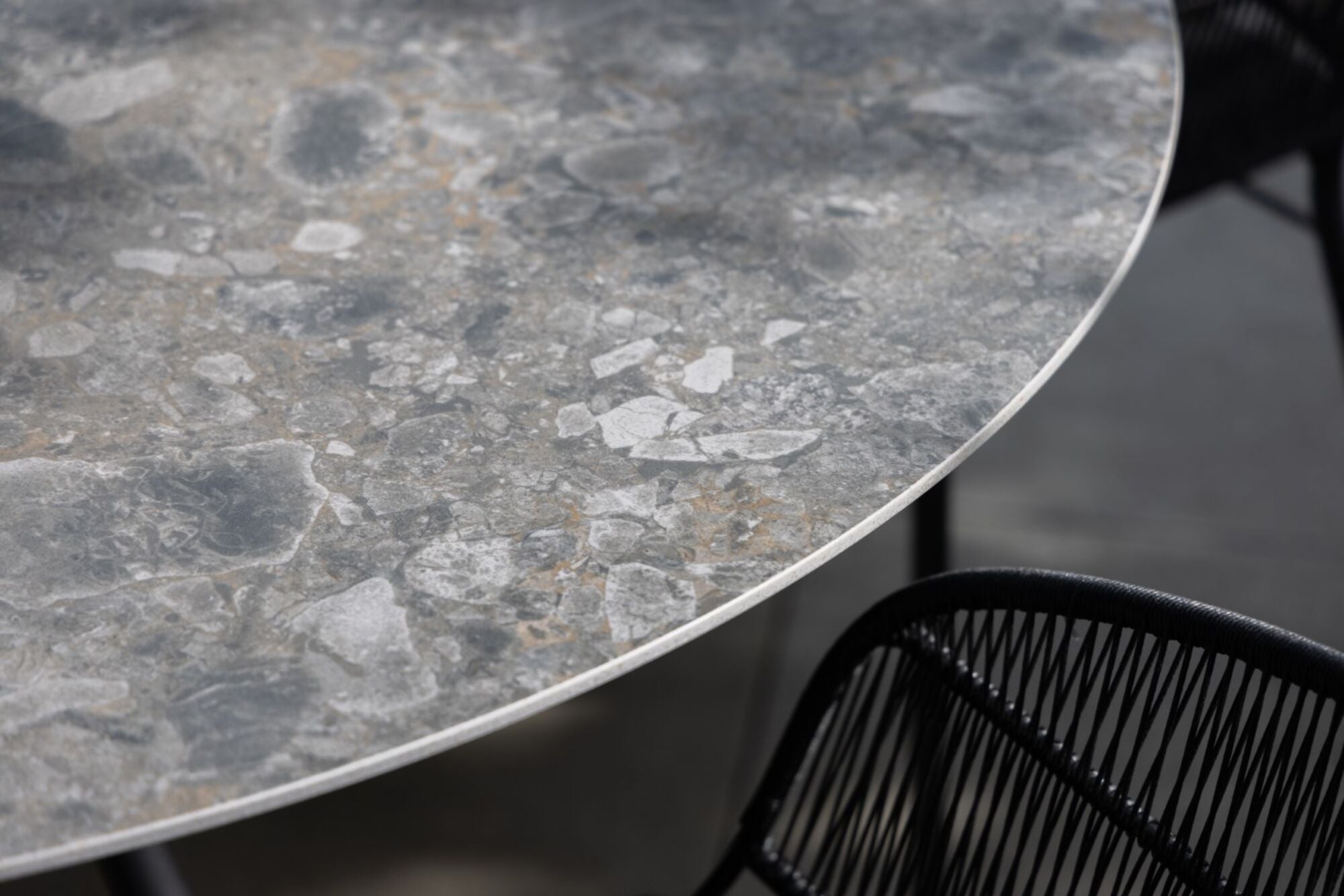 Tuintafel Julia - Ø140 cm - Lava - Ceppo