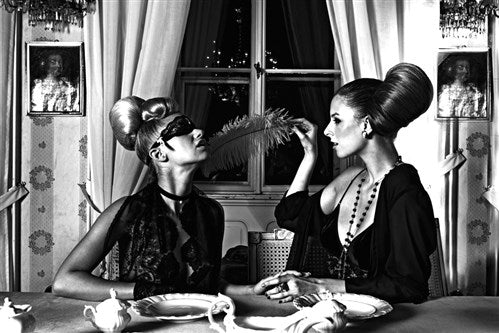Foto Art - 'Two dinner girls'